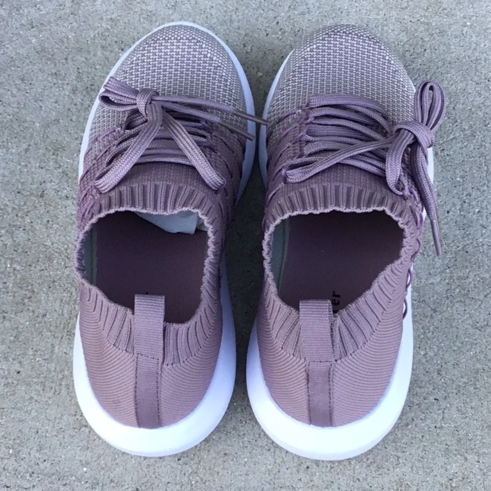 Evin Ter new sock slip on shoes. Lavender and white. Women’s size 5